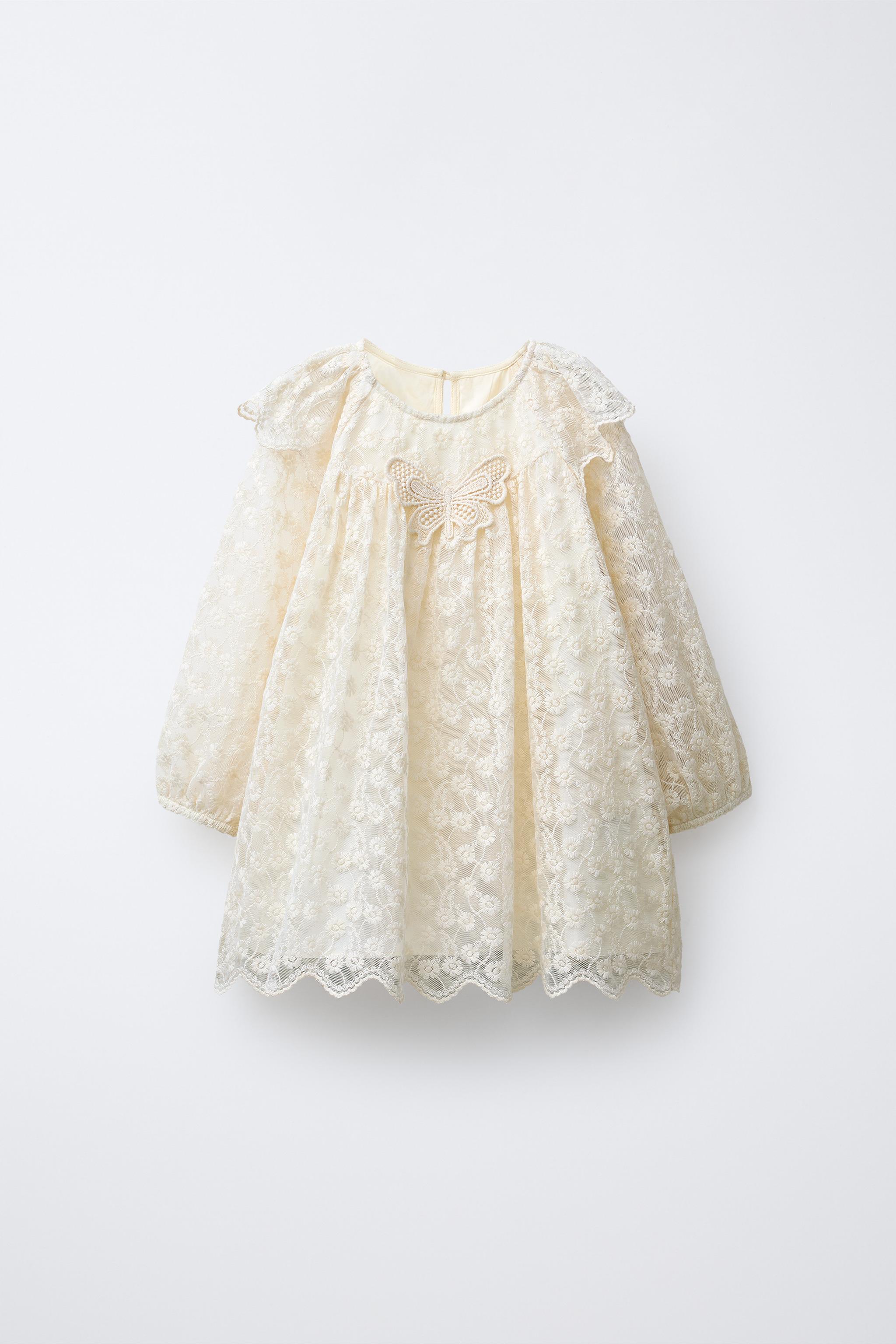 ROBE EN TULLE PAPILLONS